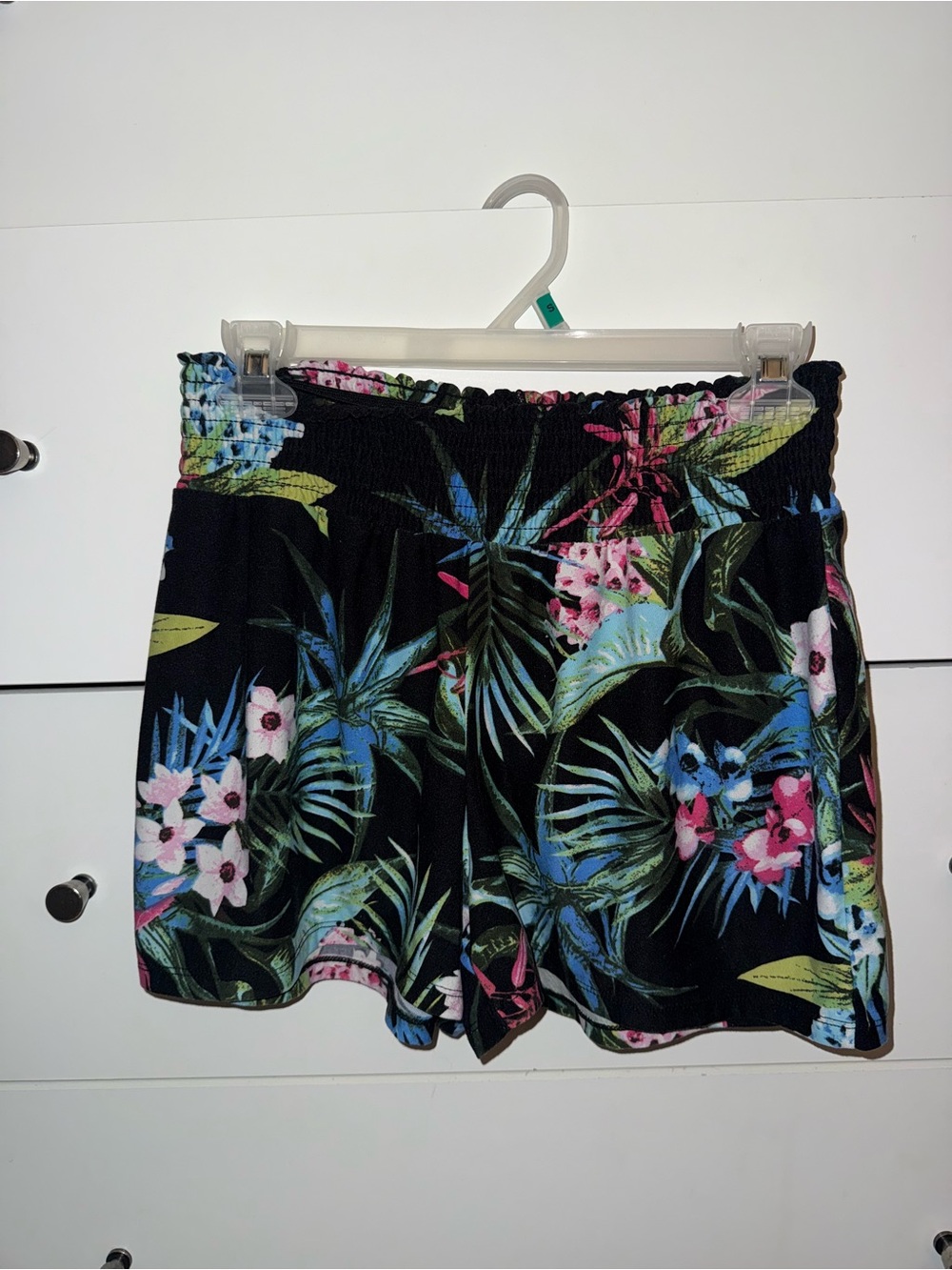 Women’s Flowy Hawaiian Shorts